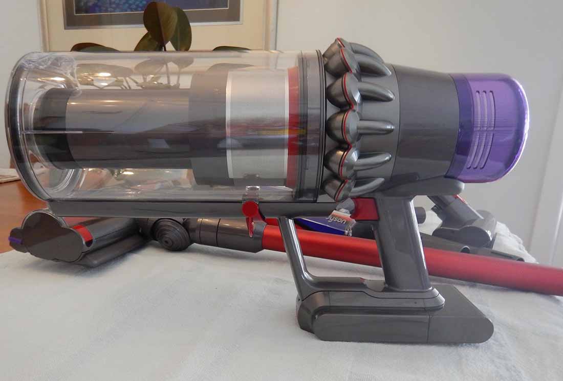 Dyson V11 Outsize vs Dyson V11 Absolute Extra Harvey Norman