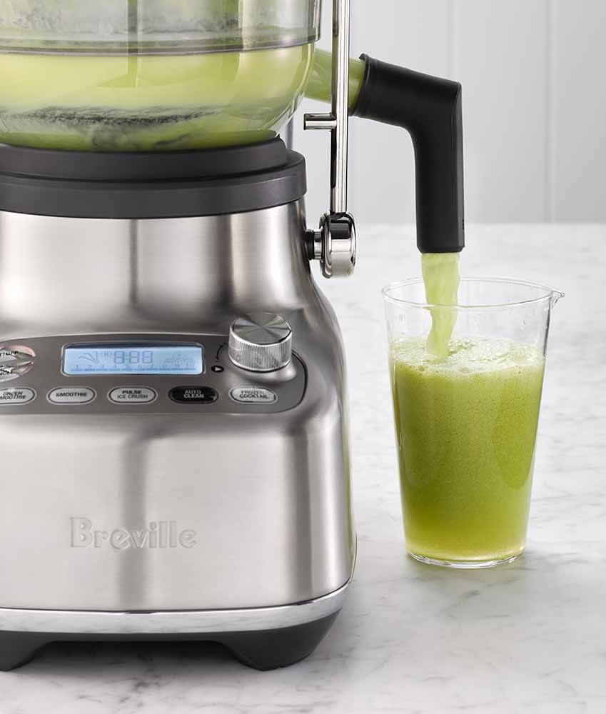 Creating a Cucumber and Finger Lime Gin Frappé with the Breville Bluicer.
