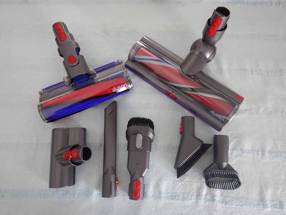 Dyson V11 Outsize vs Dyson V11 Absolute Extra Harvey Norman