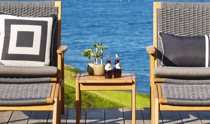 Outdoor-furniture