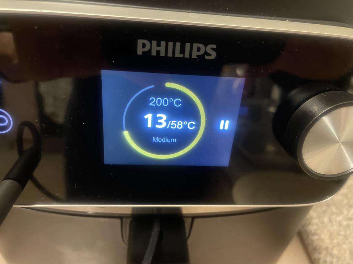Philips 7000 Series XXXL Connected Airfryer Perfect for Parents