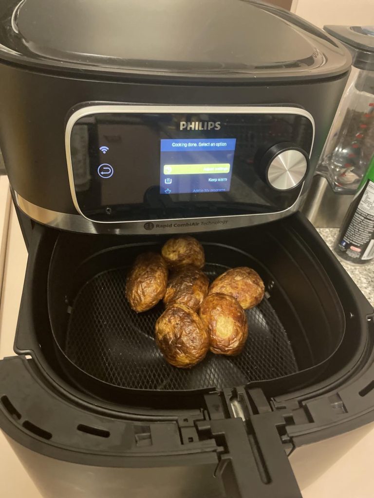 Philips 7000 Series XXXL Connected Airfryer Perfect for Parents