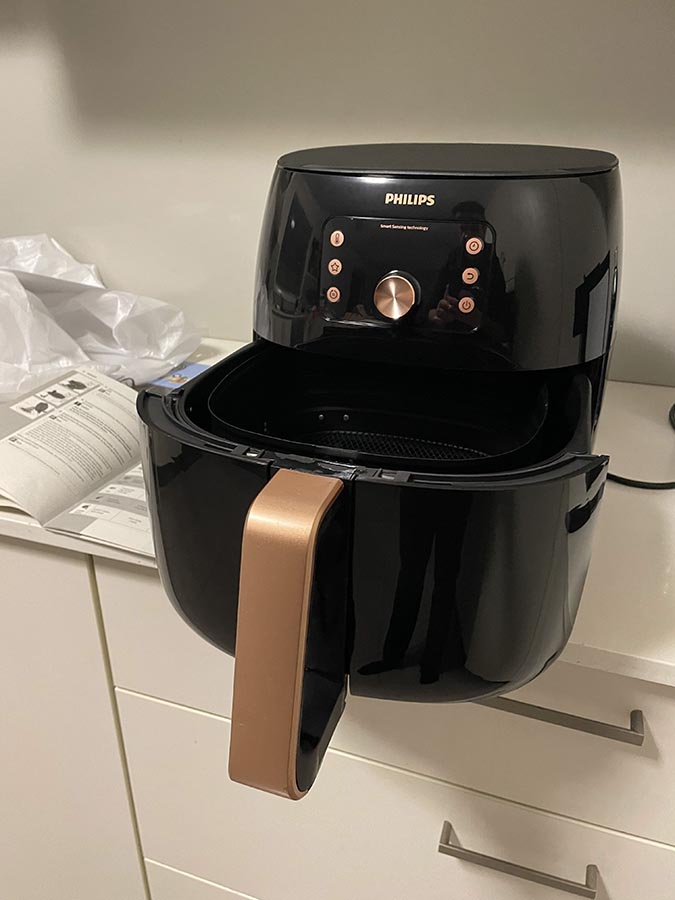 Philips Air Fryer Premium XXL review: An absolute behemoth