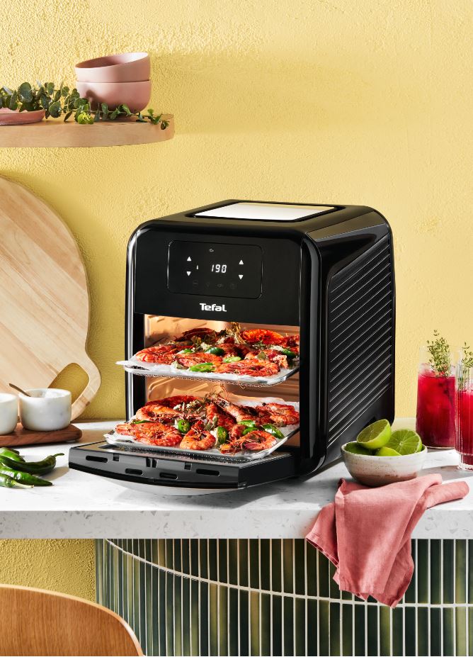 Crisp Saltbush & Pepper Tiger Prawns with Roasted Green Chilli Salsa