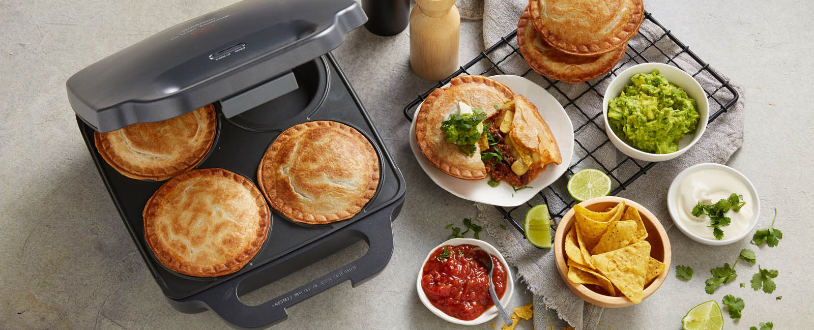 Breville Pie Maker  Breville pie maker, Pies maker, Mini pie maker