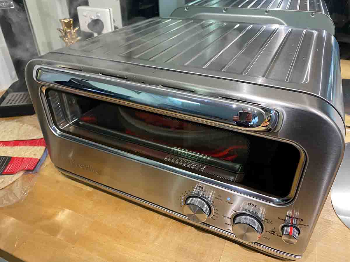 The Smart Oven Pizzaiolo By Breville Brings The Pizzeria To You