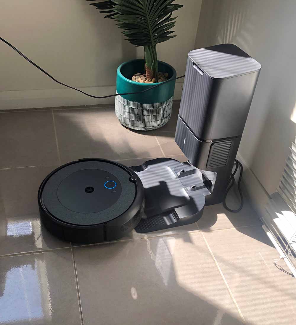 iRobot Roomba i3+ Robotic Vacuum Makes Life Simpler Harvey Norman