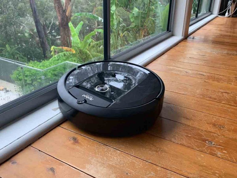 iRobot Vacuum & iRobot Mop Cleaning Dream Team Harvey Norman