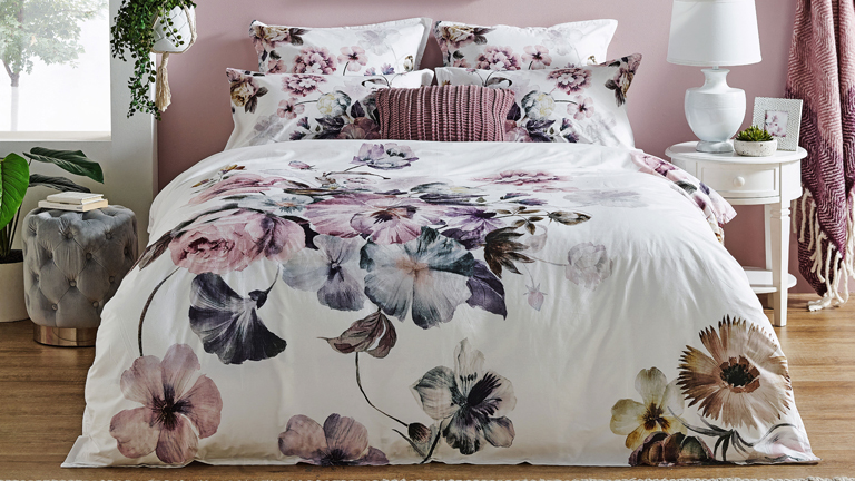 Bed Cover Buying Guide, Bedspreads & Quilts