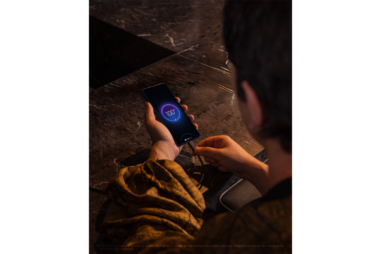  Over a day of battery life, charging in just 6 minutes.<em>3,5</em> 