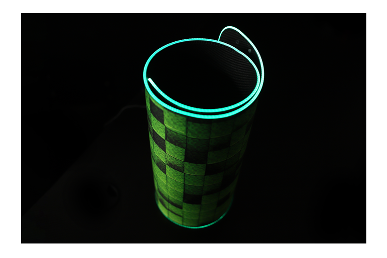  Customisable RGB Lighting 