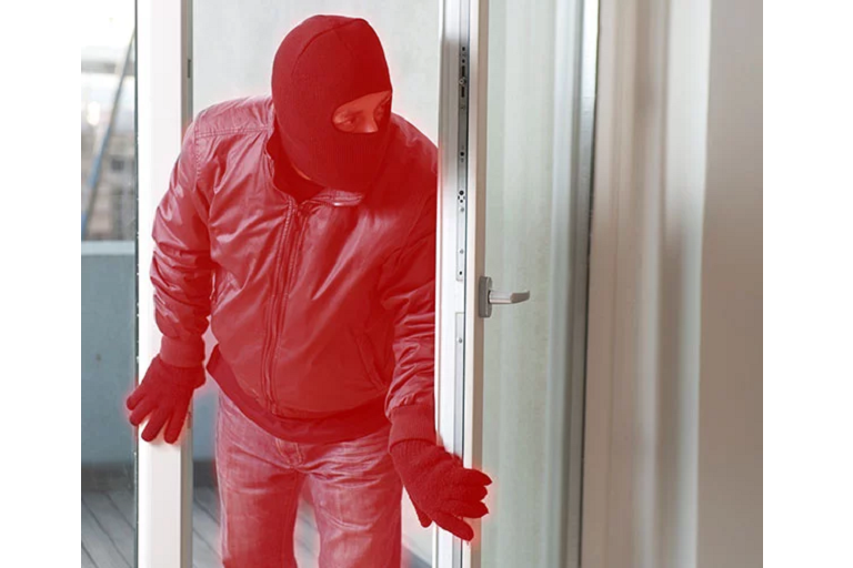 Swann 4K Thermal Sensing Spotlight Bullet Add on Security Camera