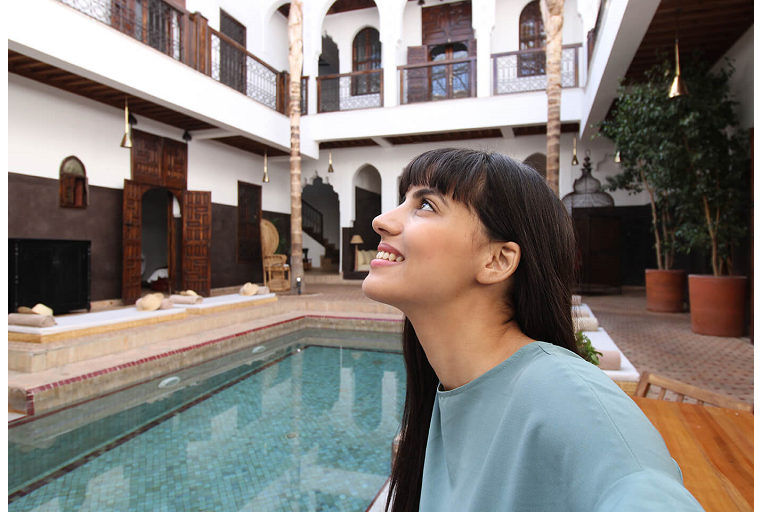 Canon EOS 1500D DSLR Camera with 1855mm Lens Kit Harvey Norman