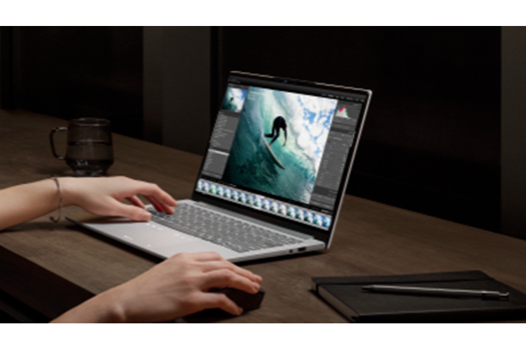 Acer Swift Go 14 AI 14-inch Core Ultra X7-358H/32GB/1TB SSD Next