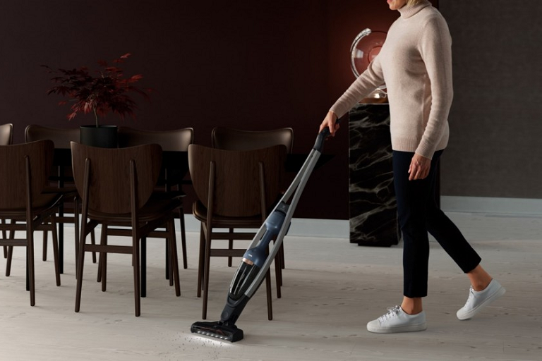 Electrolux Pure Q9 Reach Cordless Vacuum Cleaner Indigo Blue Harvey Norman