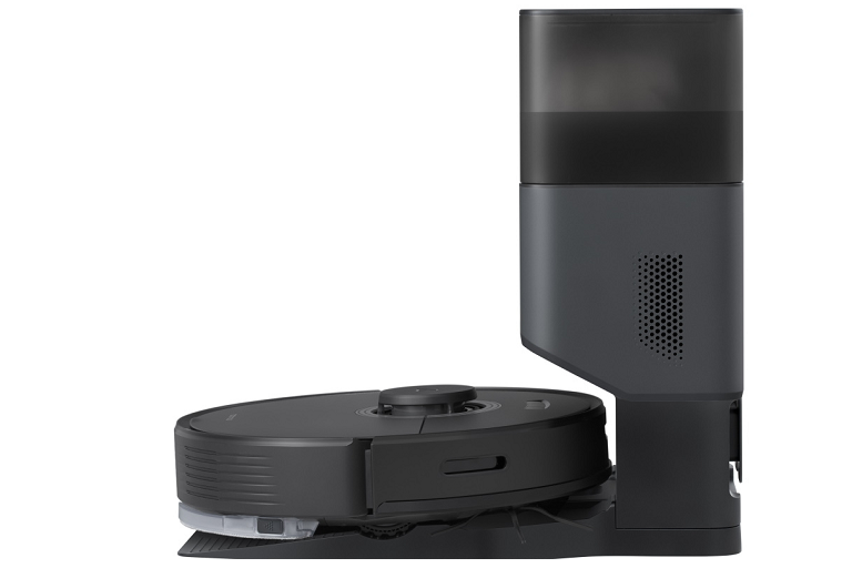 Roborock Q7 Max+ Robotic Vacuum and Mop Cleaner with AutoEmpty Dock