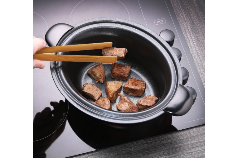 Russell Hobbs 6L Searing Slow Cooker Matte Black Harvey Norman