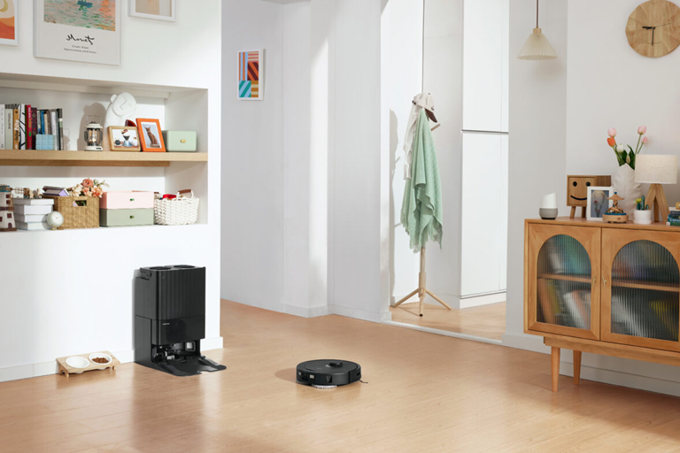 Roborock Q Revo Robotic Vacuum and Mop Black Harvey Norman