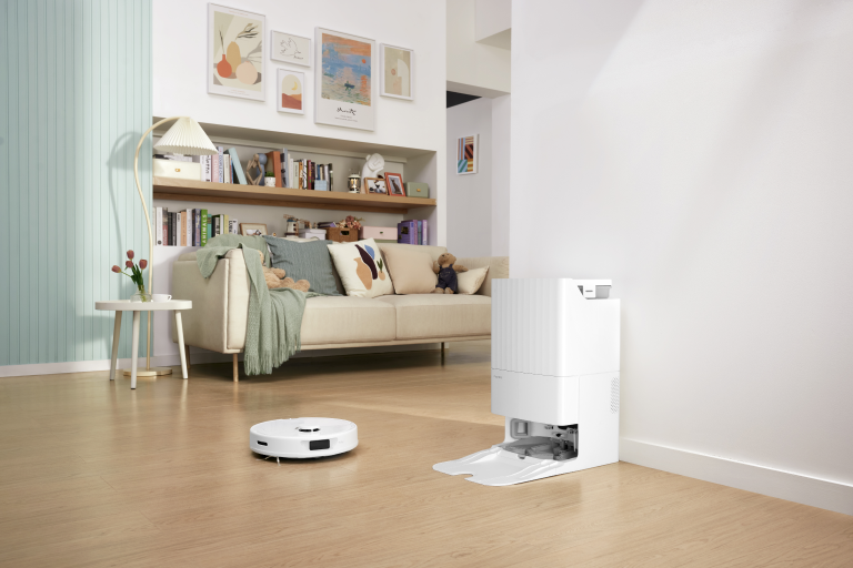 Roborock QREVO Robotic Vacuum And Mop White Harvey Norman