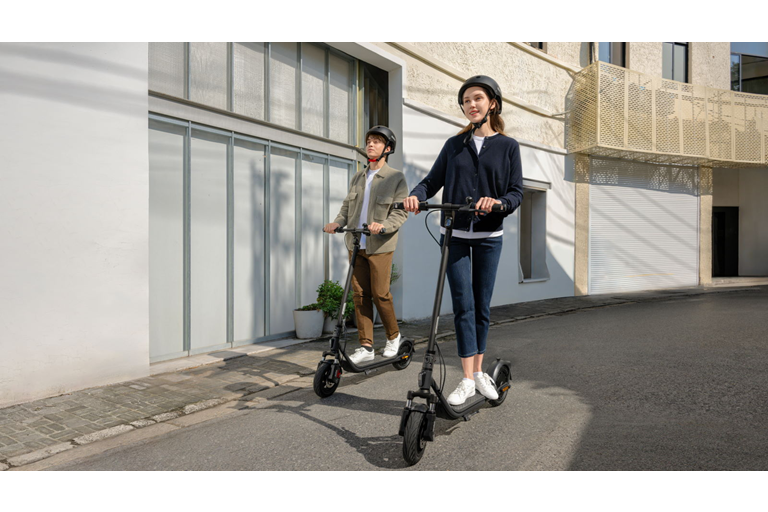  Smart Safety and Tracking 