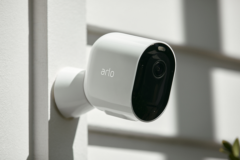 arlo pro 4 spotlight wireless security camera kit - 2 camera pack