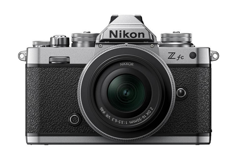 ★超希少・極美品・完動★Nikon FA MF-16 / MD-15 #447 Nikon FA + MF-16 Data Back - Black - NIKON-FILM
