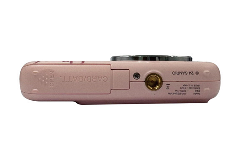 YASHICA x Hello Kitty Digital Camera DZ-100 (White) | YASHICA OP