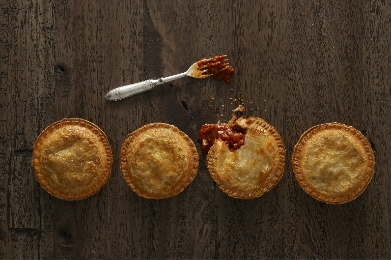 Sunbeam Pie Magic Traditional Pie Maker 4-Up In Grey PM4800